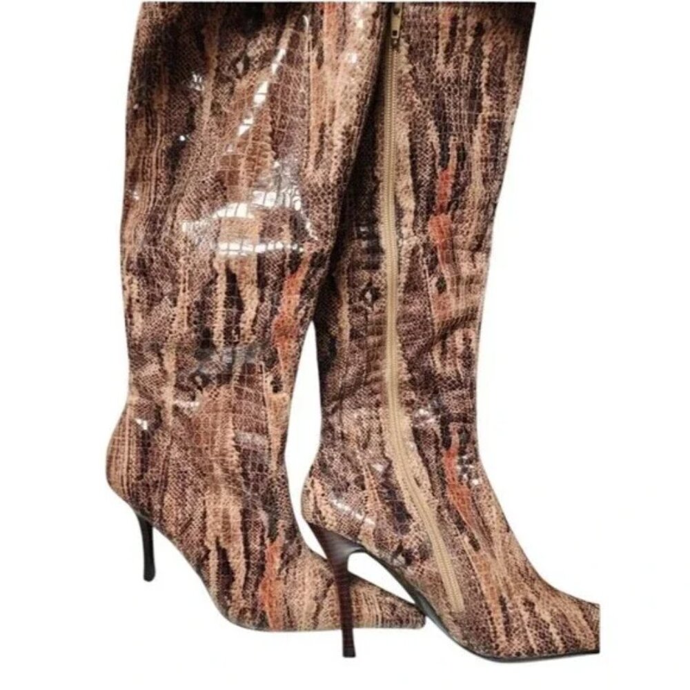 LUICHINY Tan Multi Faux Snake Print Side Zip Knee High Boots Sz 8M